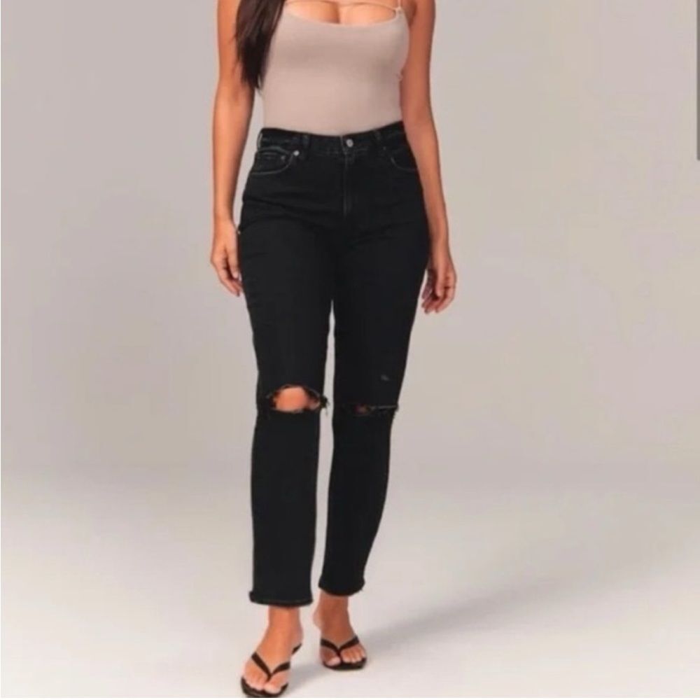 Abercrombie & Fitch The Mom Straight Leg Black Jeans Size 25